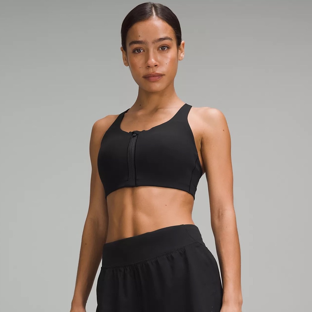 NWT lululemon Enlite Zip-Front Bra
High-Support